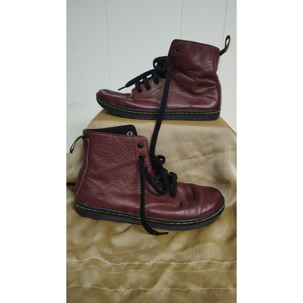 Dr. Martens Men's Size 9 Red Leyton Boots